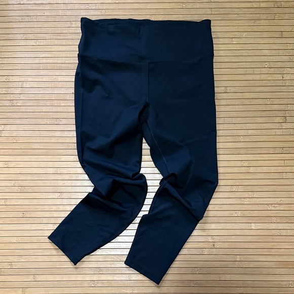 Athleta Offshore Paddle 7/8 Tights - Picture 2 of 6